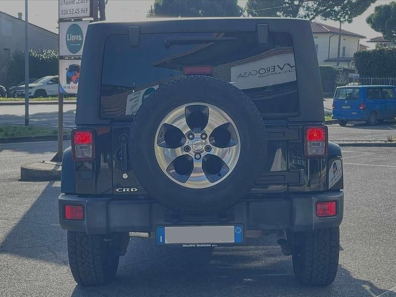 Usata Jeep Wrangler Sahara 200 CV (147 kW) 2016 Nero SUV