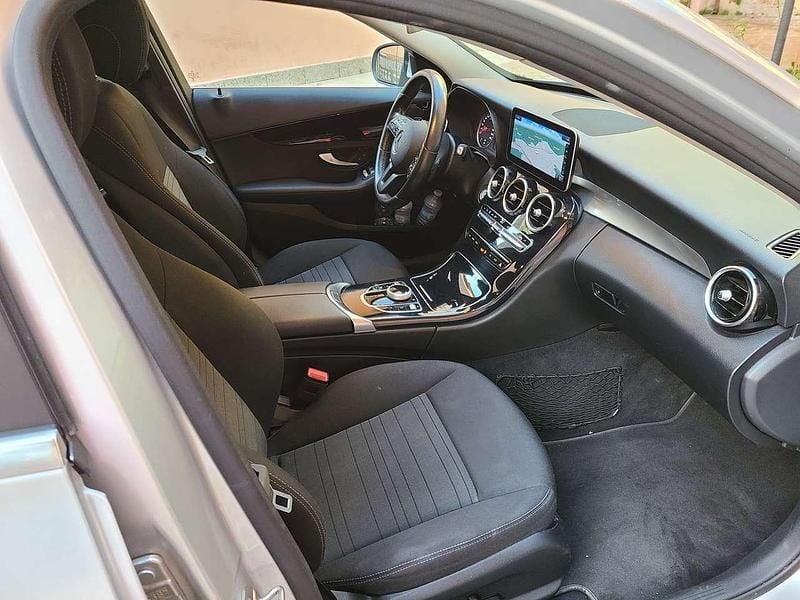 Usata Mercedes C180 122 CV (89 kW) 2020 Grigio Station wagon