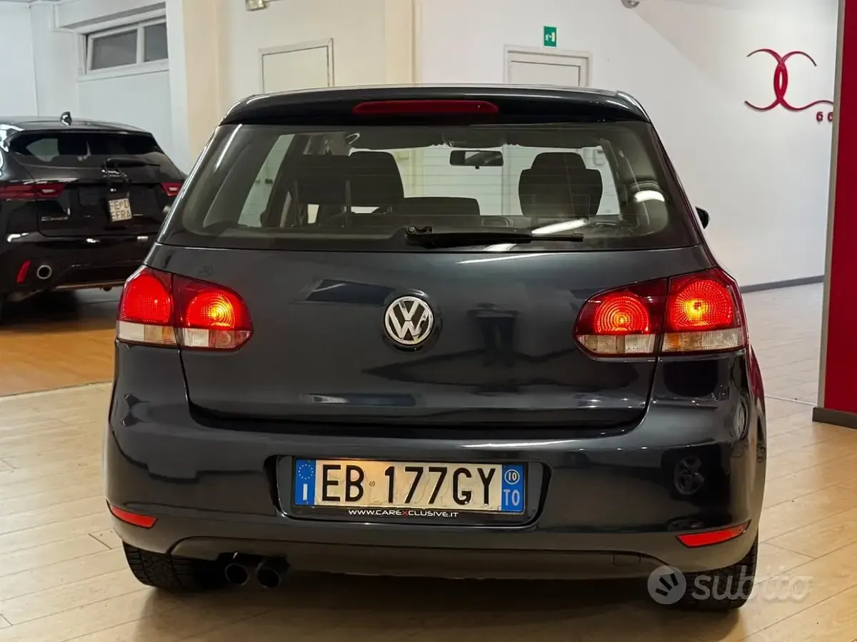 Usata VW Golf VI Highline 122 CV (89 kW) 2010 Grigio Utilitaria