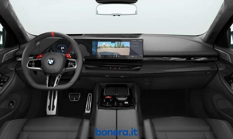 Nuova BMW M5 Comfort Edition 727 CV (534 kW) 2026 Bmw individual frozen deep gre Station wagon
