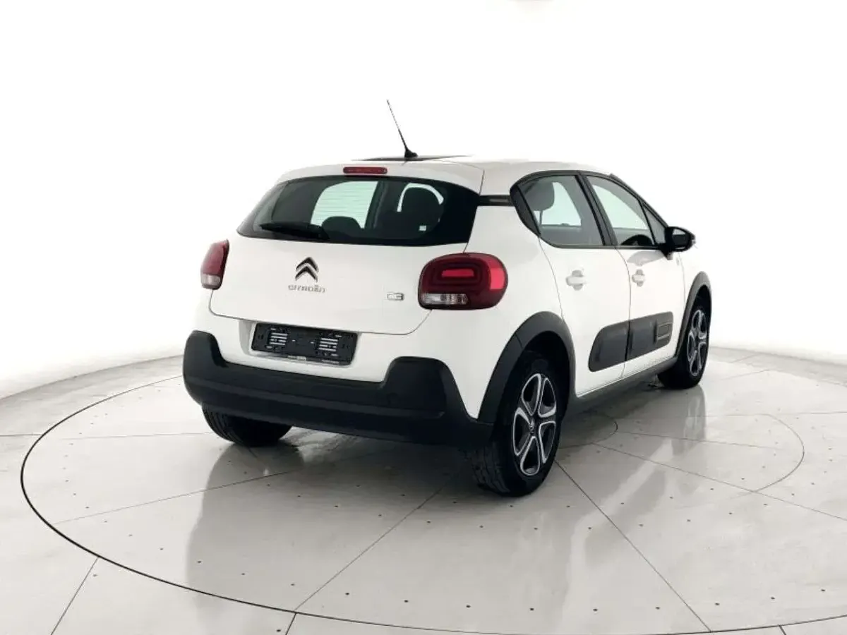 Usata Citroën C3 PureTech 83 CV (61 kW) 2022 Bianco Utilitaria