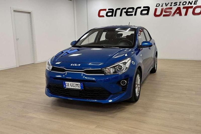 Usata Kia Rio Style 101 CV (74 kW) 2022 Blu Berlina
