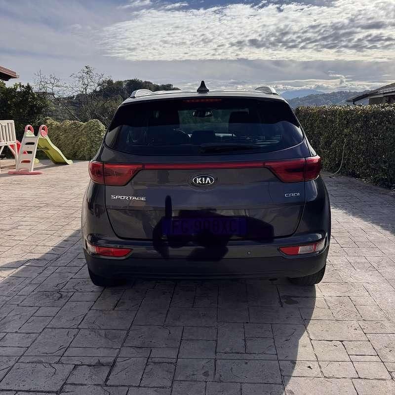 Usata Kia Sportage Active 116 CV (85 kW) 2016 Grigio SUV
