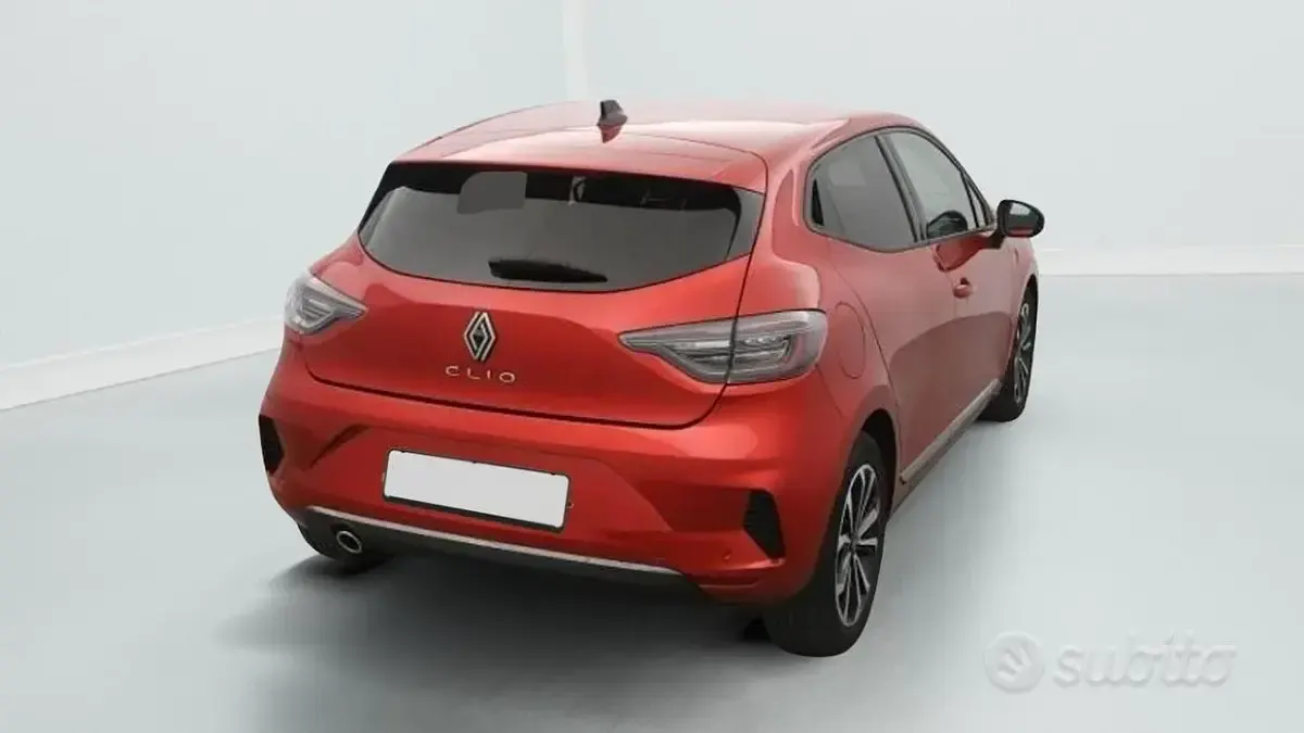 Usata Renault Clio V Techno 101 CV (74 kW) 2025 Blu Berlina