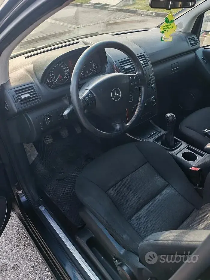 Usata Mercedes A200 Elegance 82 CV (60 kW) 2006 Nero Berlina