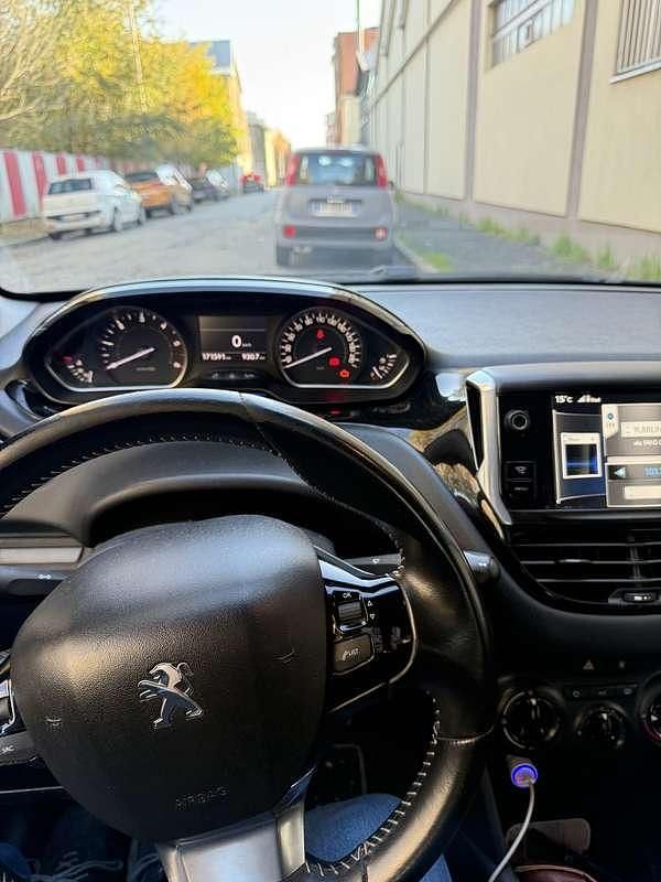 Usata Peugeot 208 Active 92 CV (67 kW) 2012 Utilitaria