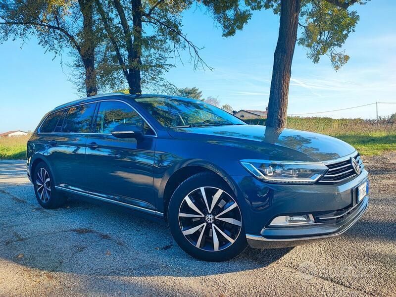 Grigio Usata 2017 VW Passat Highline Station wagon | 11.495 € - Immagine 1/4