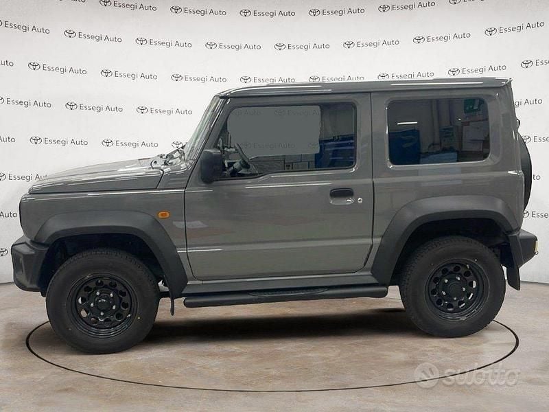 Usata Suzuki Jimny 102 CV (75 kW) 2023 Antracite SUV