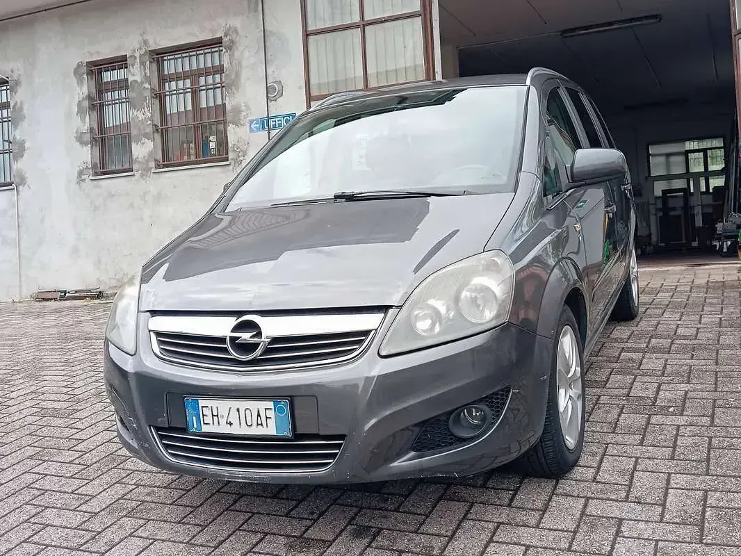 Occasion Opel Zafira Cosmo 125 ch (91 kW) 2011 Gris Monospace