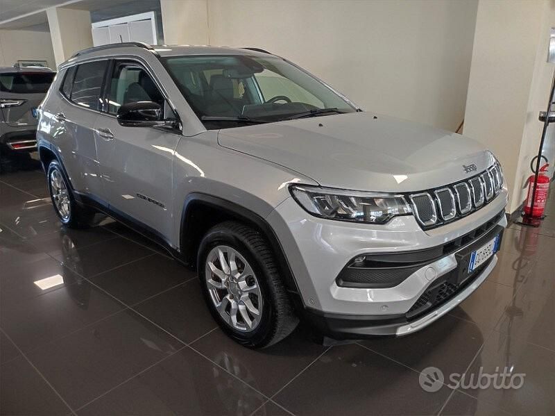 Usata Jeep Compass Limited 131 CV (96 kW) 2021 Argento SUV