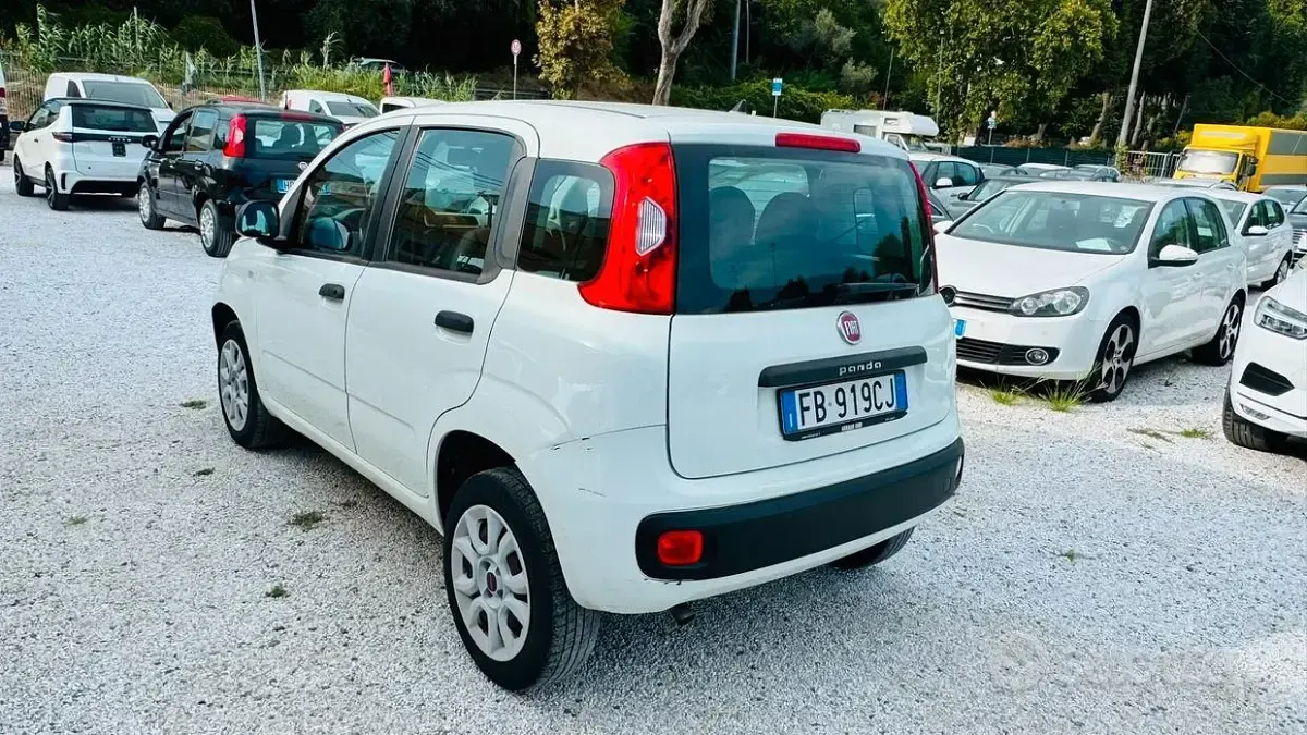 Usata Fiat Panda Lounge 86 CV (63 kW) 2015 Beige Utilitaria