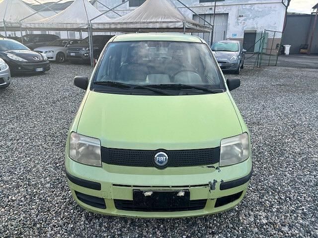 Usata Fiat Panda Active 54 CV (39 kW) 2006 Verde Utilitaria