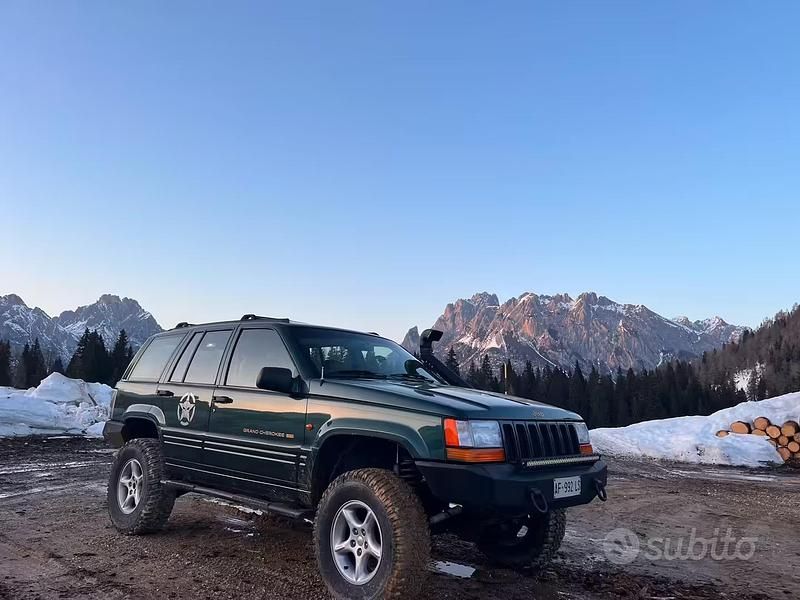 Usata Jeep Grand Cherokee 223 CV (164 kW) 1992 Verde SUV