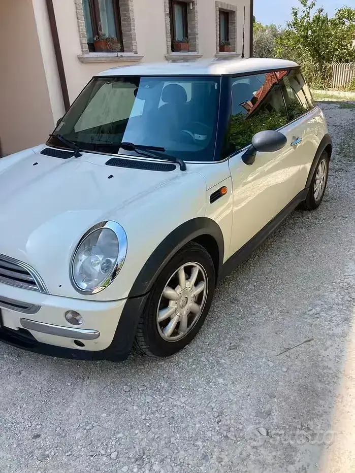 Usata Mini One D 75 CV (55 kW) 2004 Utilitaria