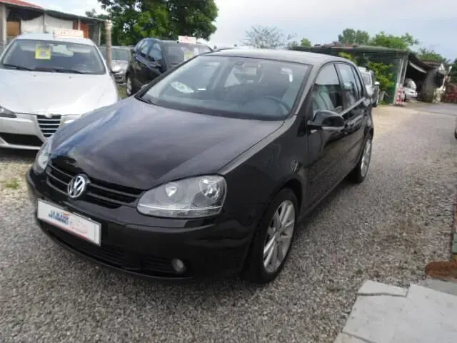 Usata VW Golf IV Trendline 105 CV (77 kW) 2004 Nero Berlina