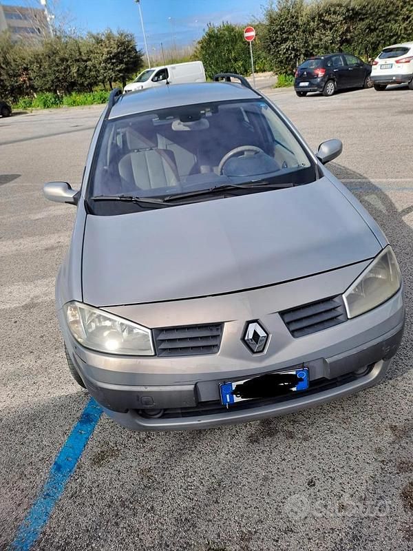 Usata Renault Mégane II 120 CV (88 kW) 2004 Marrone Station wagon