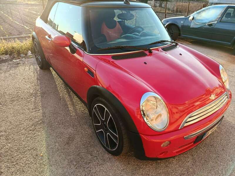 Usata 2007 Mini Cooper Cabriolet Pepper Cabrio | 5000 € (Buon prezzo) - Immagine 1/4