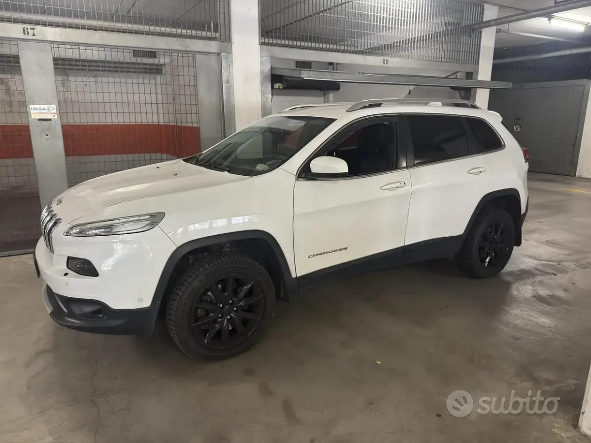 Usata Jeep Cherokee 170 CV (125 kW) 2014 Bianco SUV