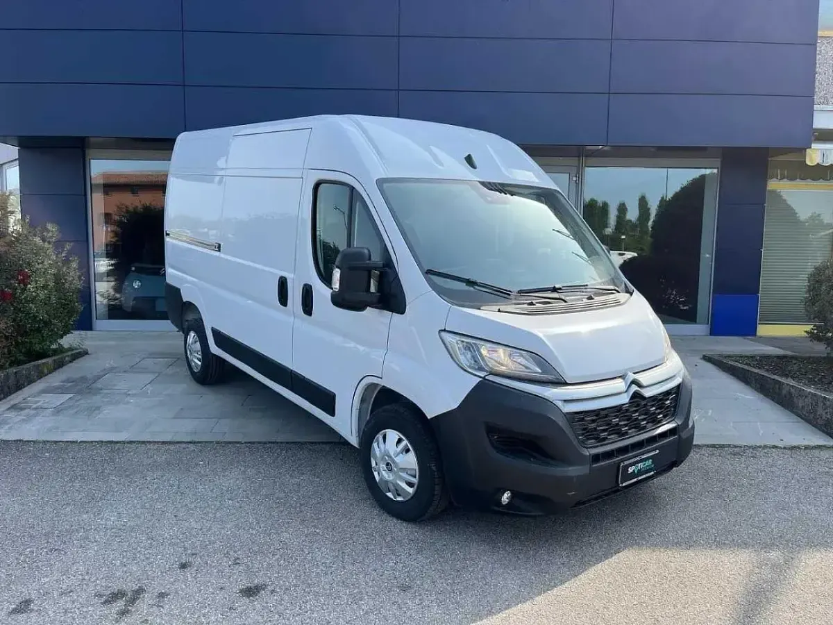 Usata Citroën Jumper Business Class 140 CV (102 kW) 2024 Bianco icy pastello Monovolume