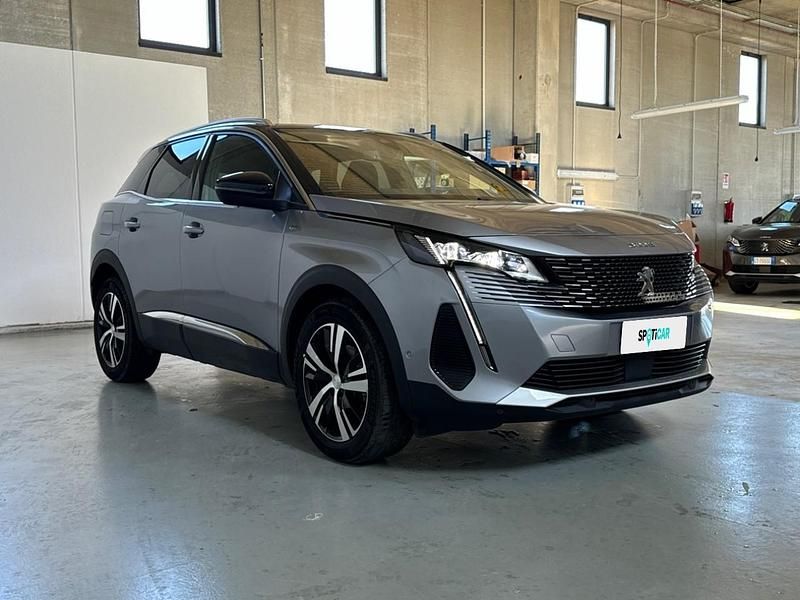 Gebraucht Peugeot 3008 GT 131 PS (96 kW) 2024 Grau SUV