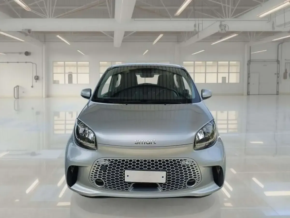 Usata Smart ForFour Electric Drive Passion 41 kW (56 CV) 2020 Grigio Berlina