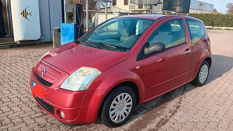 Usata Citroën C2 60 CV (44 kW) 2008 Rosso Utilitaria