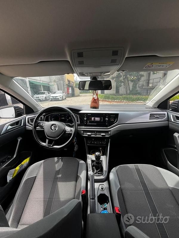 Usata VW Polo Highline 95 CV (69 kW) 2018 Blu Utilitaria