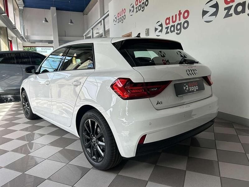 Nuova Audi A1 Sportback Admired 110 CV (80 kW) 2025 Bianco Utilitaria