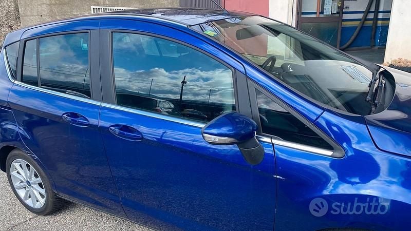 Usata Ford B-MAX 90 CV (66 kW) 2017 Blu Monovolume