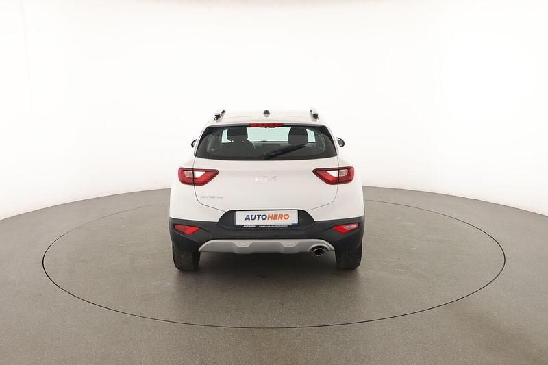 Usata Kia Stonic Style 101 CV (74 kW) 2021 Bianco SUV