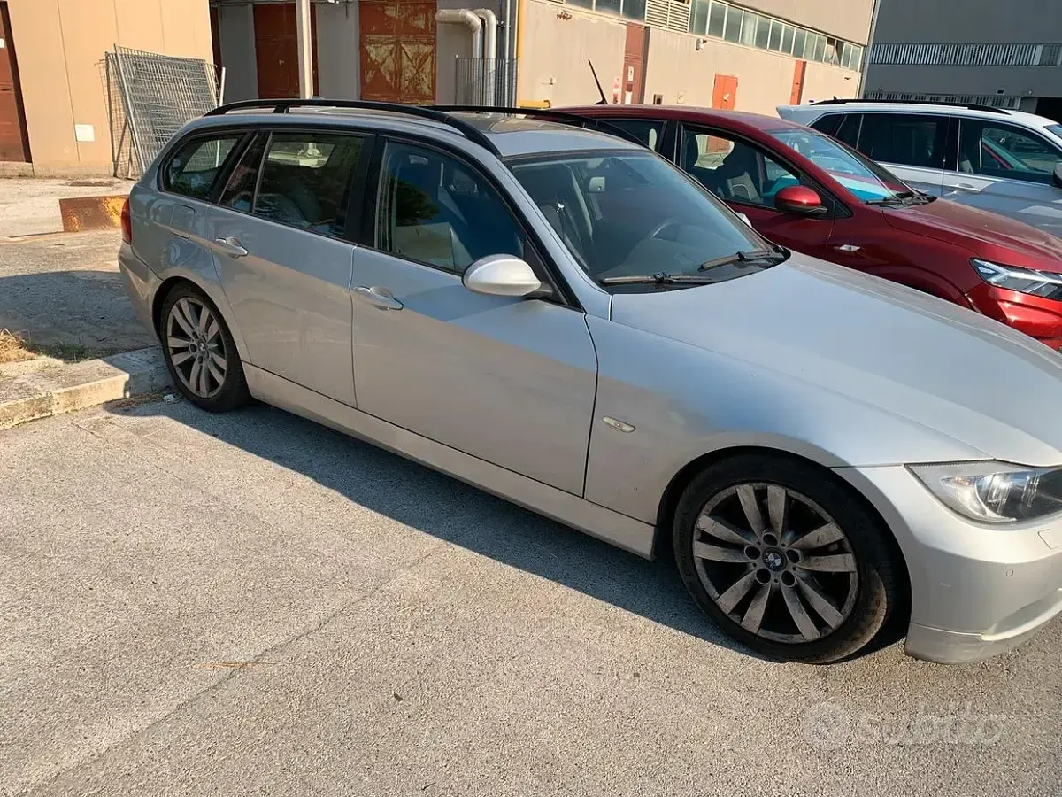 Usata BMW 320 163 CV (119 kW) 2005 Grigio Station wagon