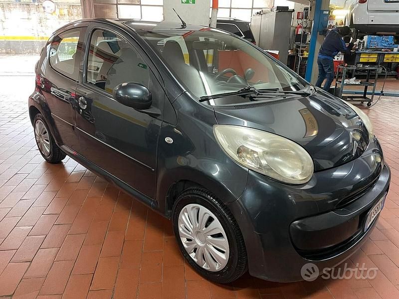 Second-hand Citroën C1 68 CP (50 kW) 2006 Gri Hatchback