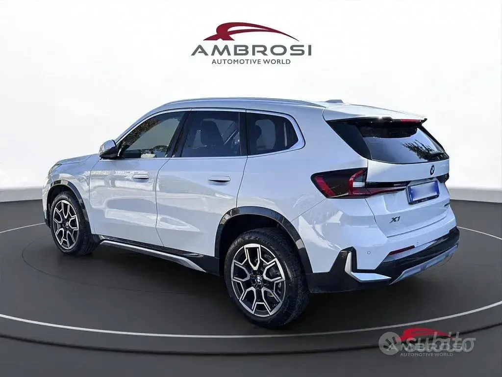 Usata BMW X1 Comfort Edition 150 CV (110 kW) 2025 Alpin white pastello SUV
