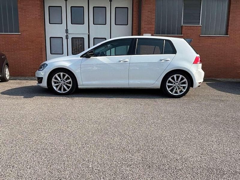 Usata VW Golf VII Highline 122 CV (89 kW) 2013 Bianco Berlina