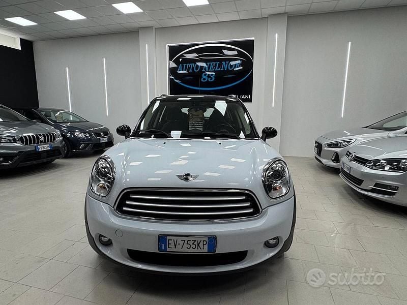 Bianco Usata 2014 Mini Cooper Countryman SUV | 11.000 € (Buon prezzo) - Immagine 1/4