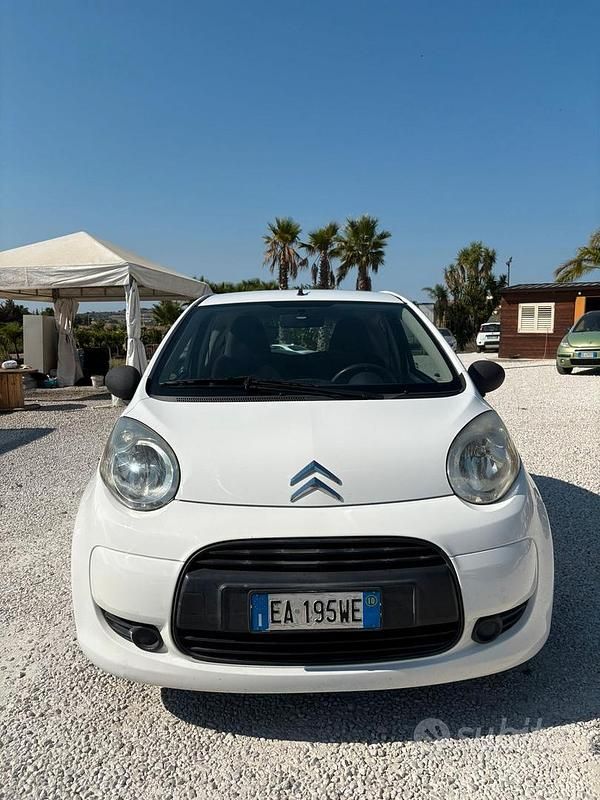 Usata Citroën C1 68 CV (50 kW) 2010 Bianco Utilitaria
