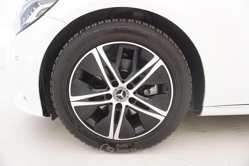 Usata Mercedes C220 194 CV (142 kW) 2021 Bianco Berlina