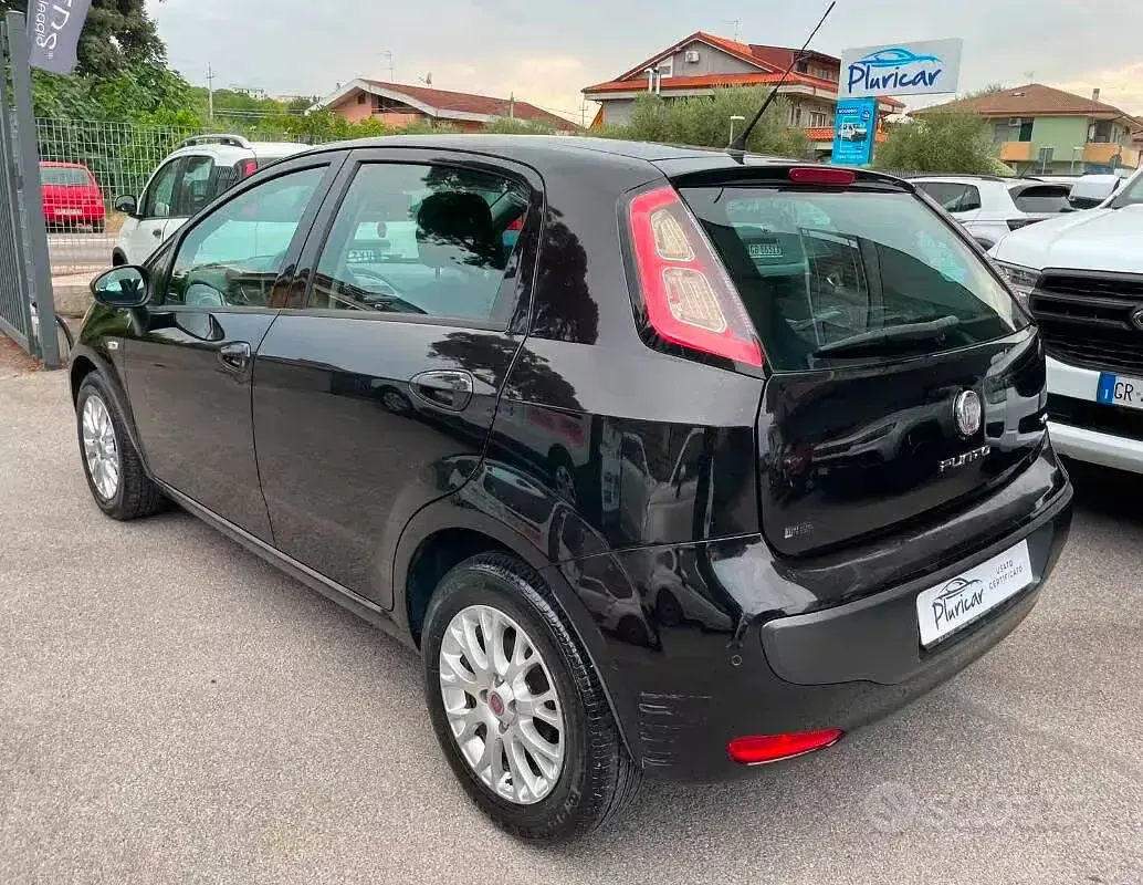 Usata Fiat Punto Evo Emotion 90 CV (66 kW) 2010 Utilitaria