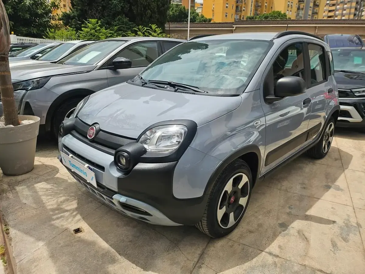 Usata Fiat Panda Cross Cross 69 CV (50 kW) 2022 Grigio Utilitaria