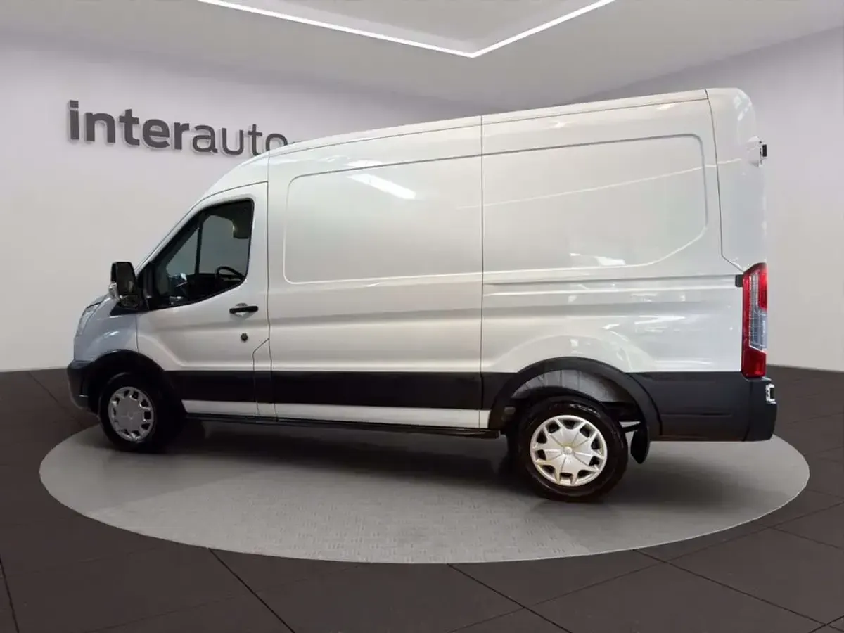 Usata Ford Transit Trend 131 CV (96 kW) 2022 Bianco Furgone