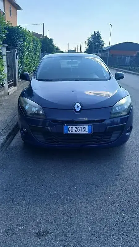 Usata Renault Mégane GrandTour 110 CV (80 kW) 2012 Bluazzurro Station wagon