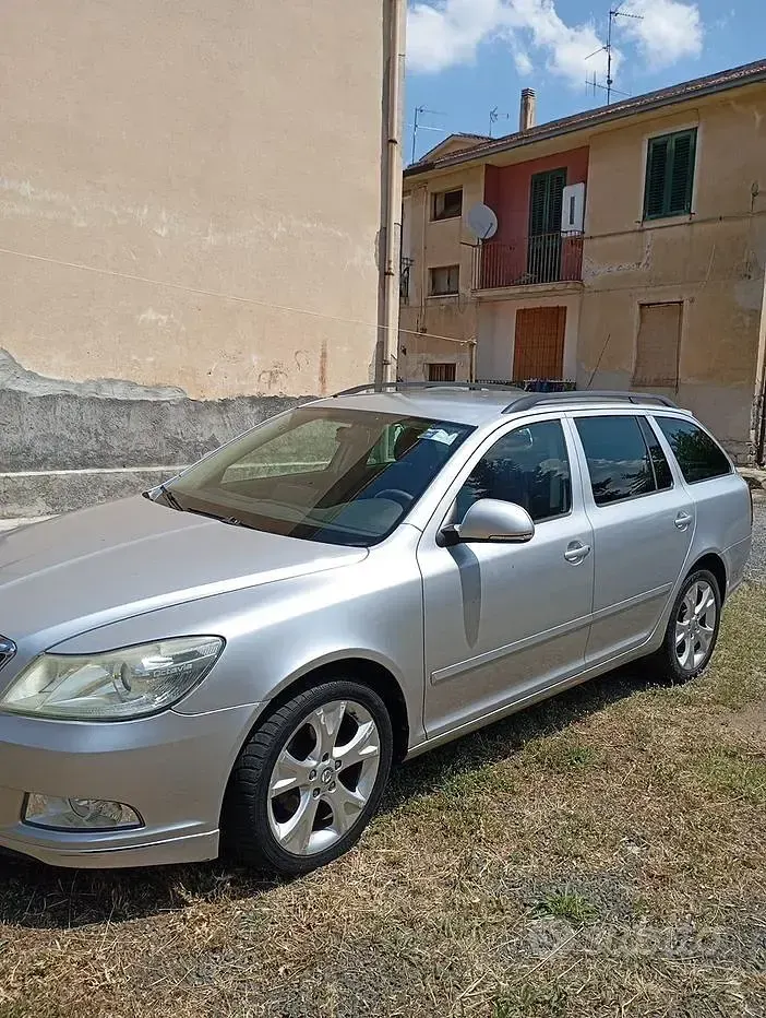 Usata Skoda Octavia 105 CV (77 kW) 2009 Grigio Station wagon