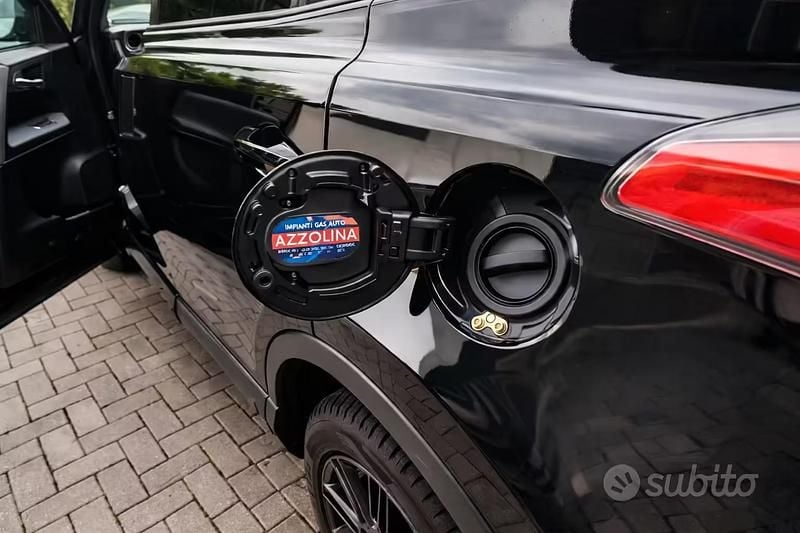Usata Toyota RAV4 Style 2017 Nero SUV