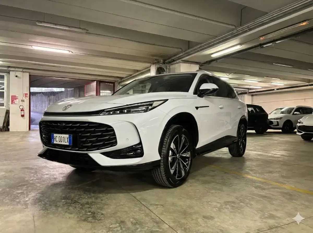 Nuova MG HS 143 CV (105 kW) 2026 Bianco SUV