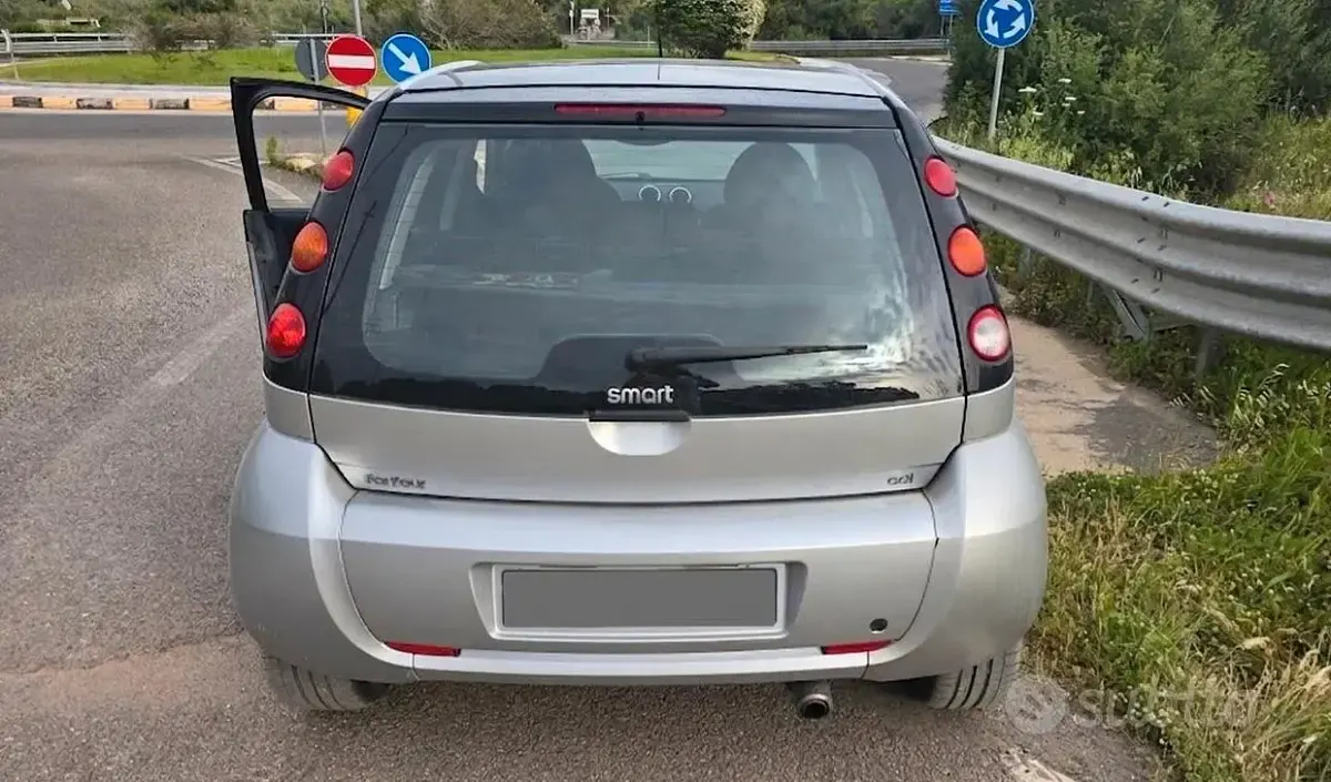 Usata Smart ForFour Passion 68 CV (50 kW) 2007 Grigio Utilitaria