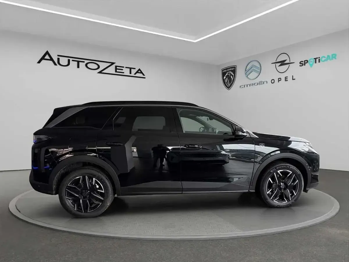 Nuova Peugeot 5008 GT 136 CV (100 kW) 2025 Nero SUV
