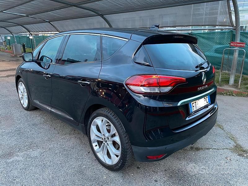 Usata Renault Scénic IV Intens 140 CV (102 kW) 2018 Nero Monovolume