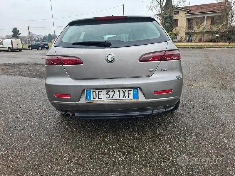 Usata Alfa Romeo 159 160 CV (117 kW) 2007 Grigio Station wagon