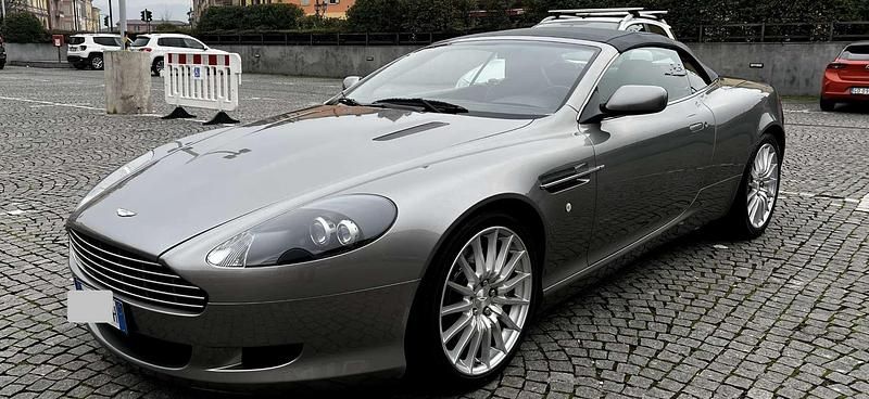 Usata Aston Martin DB9 450 CV (330 kW) 2006 Cabrio