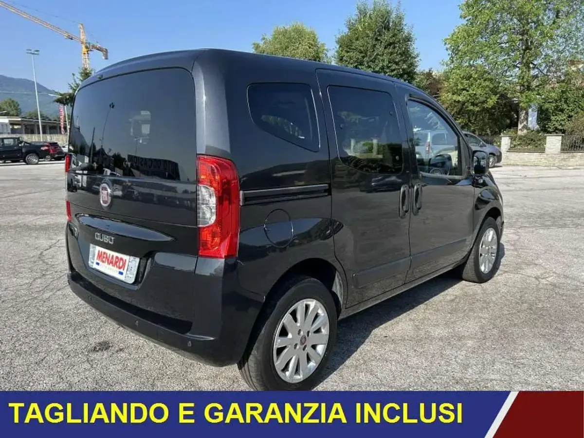 Usata Fiat Qubo Lounge 77 CV (56 kW) 2016 Nero Monovolume